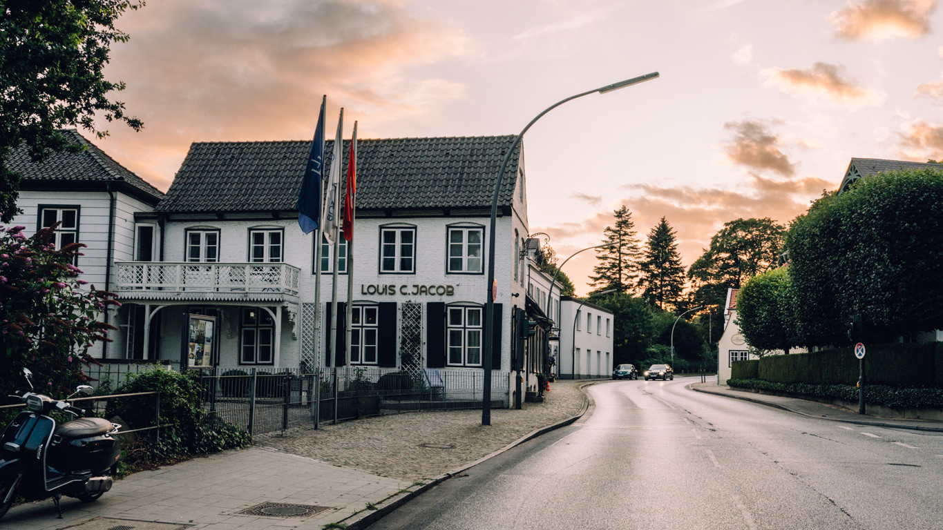 5SterneHotel mit Elbblick Hotel Louis C. Jacob