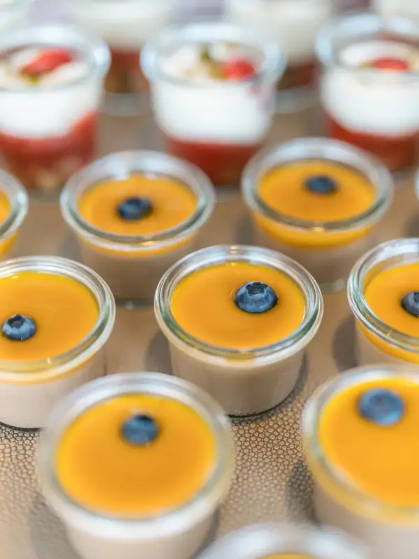 Süße Dessertgläschen